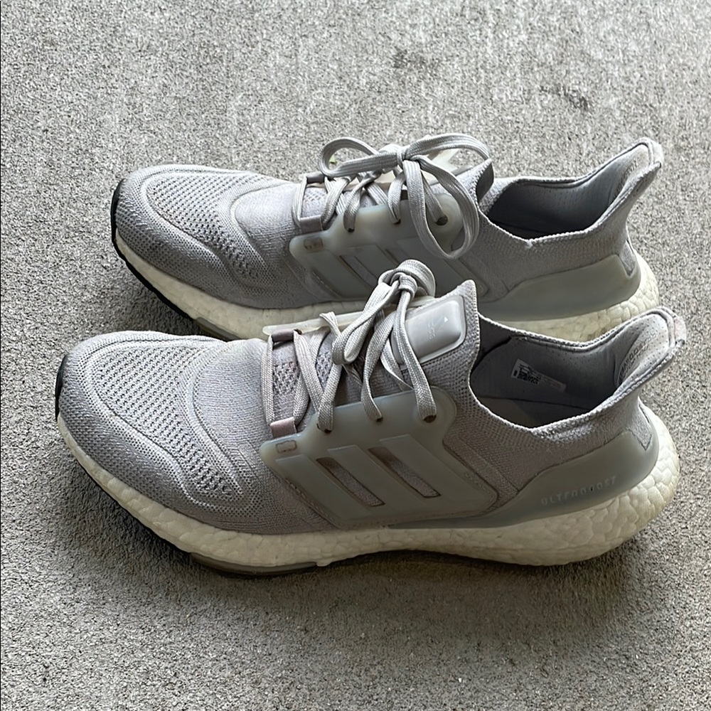 Adidas ultraboost 22